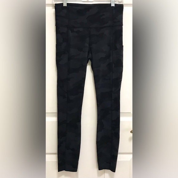 Lululemon Fast and Free Incognito Camo - Picture 10 of 16